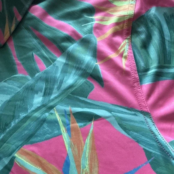 Chubbies Performance Golf Polo Size M SLIM FIT The Birds Of Paradise Floral NWT - Picture 5 of 9